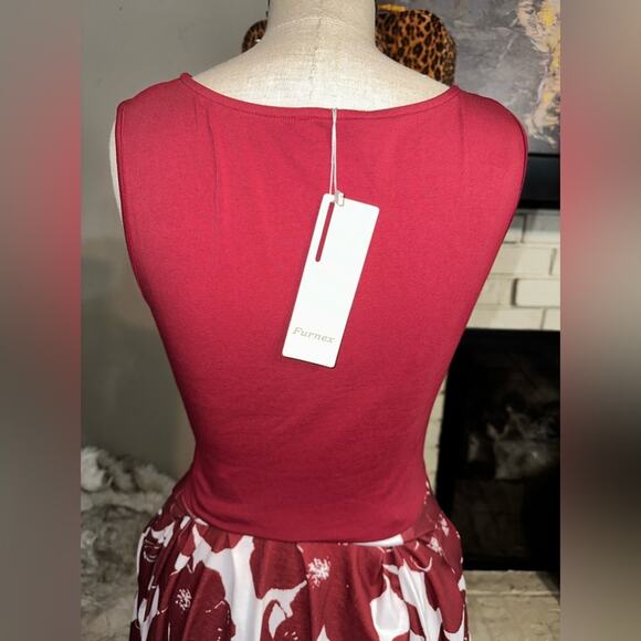 FURNEX Burgundy Bodice Dress White Floral Cotton Skirt Size Small NWT - Picture 8 of 11